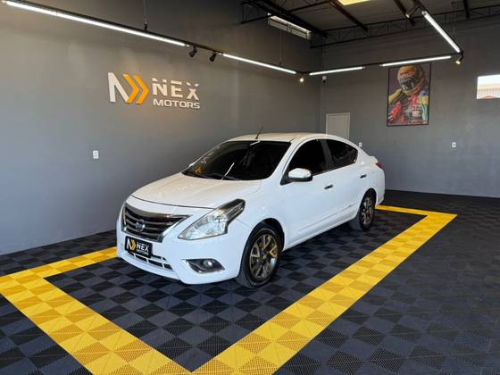 NISSAN VERSA 1.6 16V FLEXSTART UNIQUE 4P XTRONIC